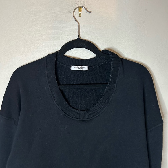 PERFECTWHITETEE JANIE FLEECE U NECK SWEATSHIRT IN BLACK SIZE SMALL - Picture 3 of 10